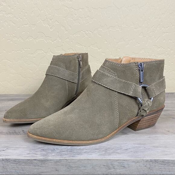 NWOB Lucky Brand Enitha Leather Booties, Size 7.5 - Picture 1 of 11